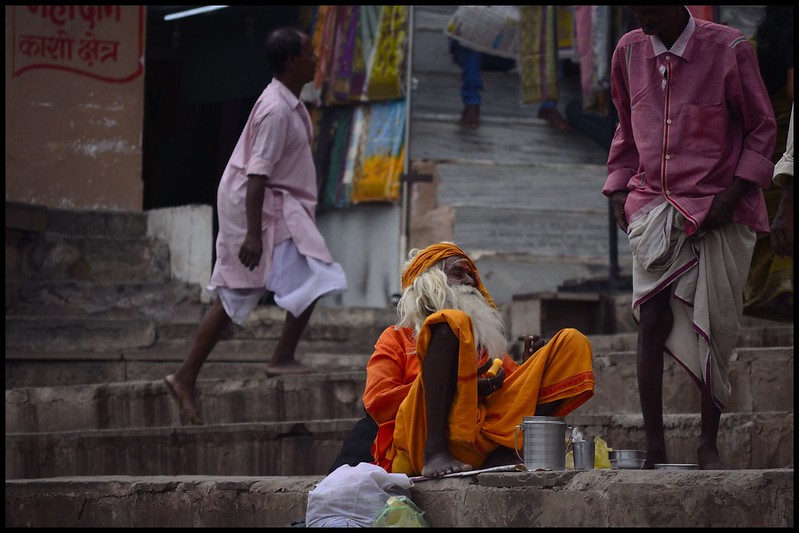 Diwali en Varanasi. - PLANETA INDIA/2017 (35)