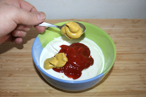 31 - Ketchup & Senf hinzufügen / Add ketchup & mustard