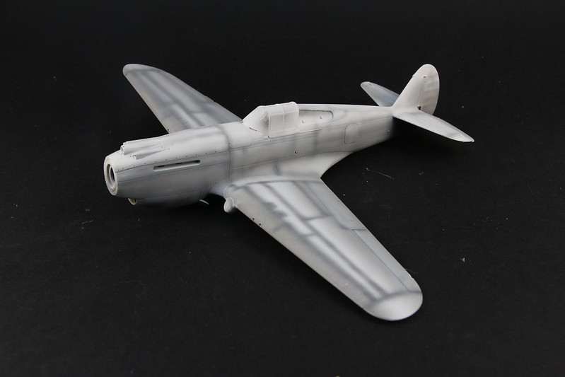 P-40B Warhawk Airfix 1/48 37015903333_4e362fbdb0_c