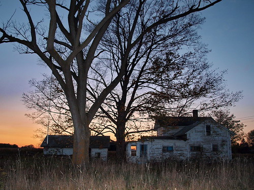 sunset abandoned vacant farm farmhouse sebewa ionia county michigan cloudsstormssunsetssunrises