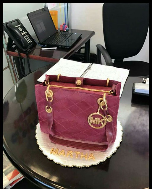 MK Bag Cake by Myriam Marroquin of Fashion Cupcake House
