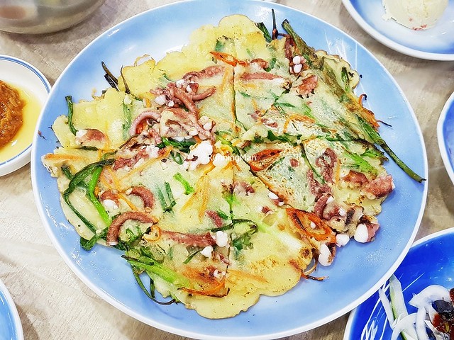 Haemul Pajeon / Seafood Pancake