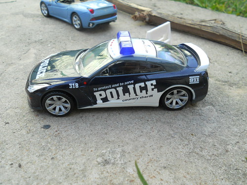 Nissan GT-R Police - RealToy2