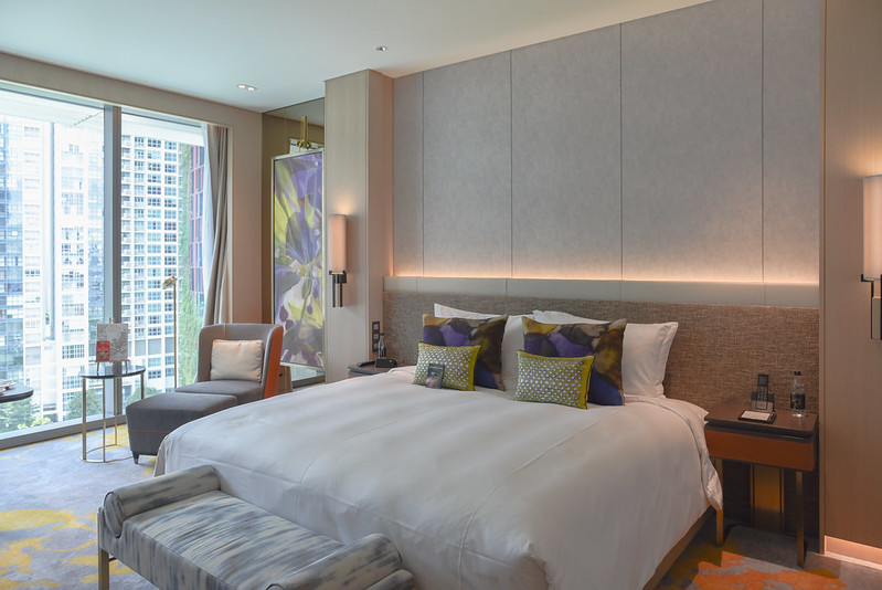 luxury room - sofitel singapore city centre