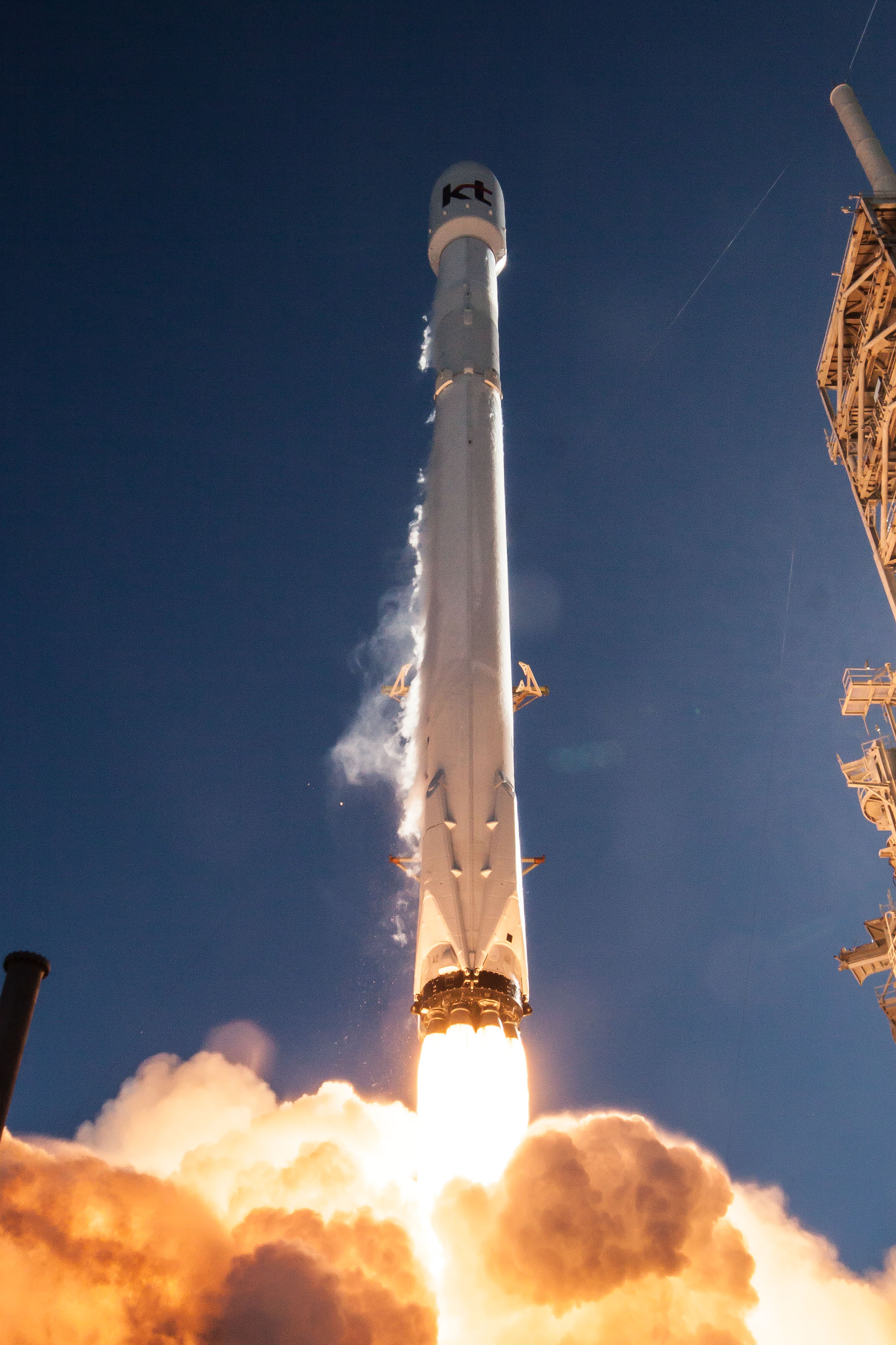 Falcon 9 KoreaSat 5A