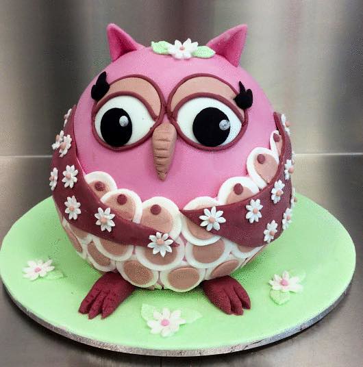 Cake by Daisy Maisie Designer Cakes