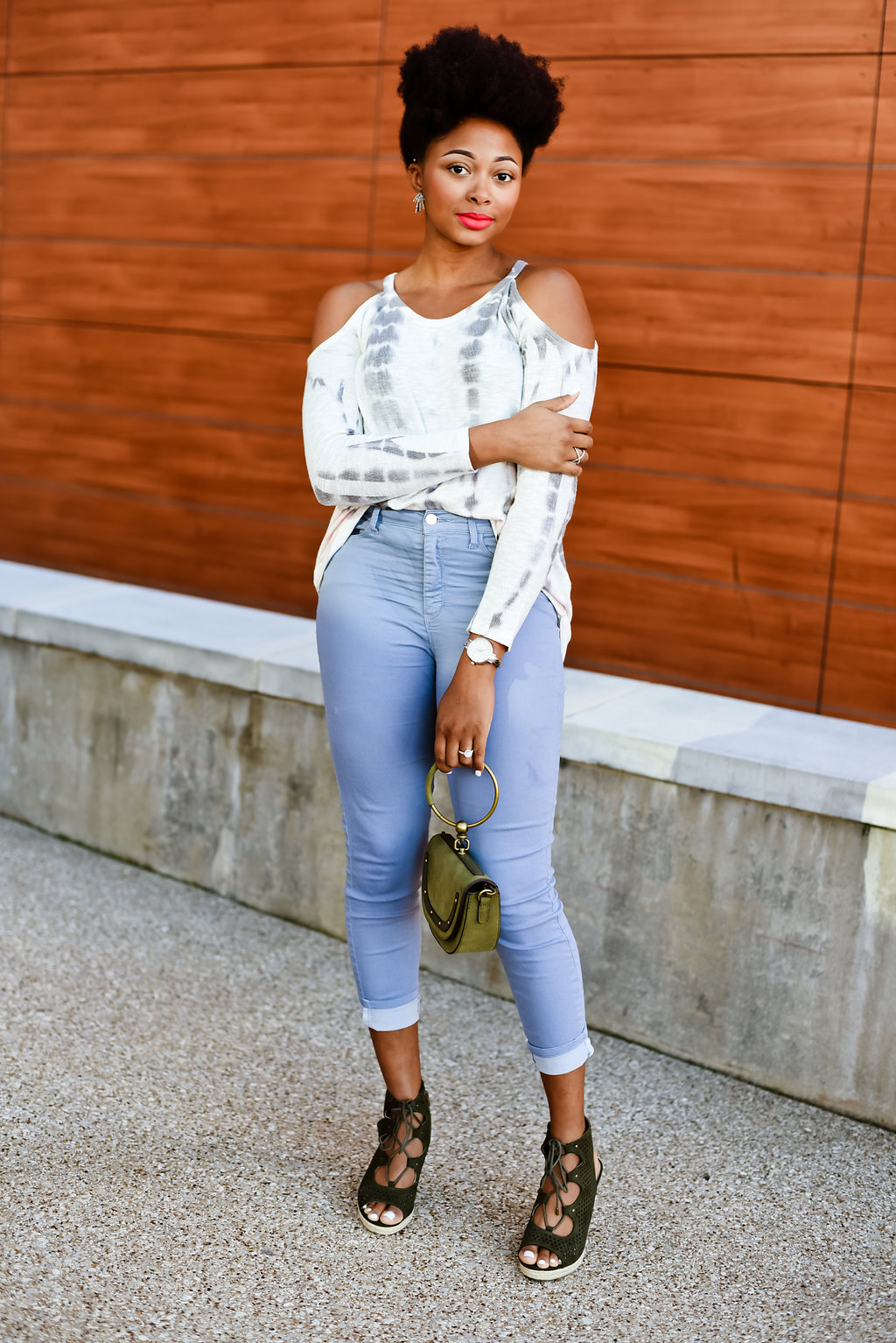 how to style a cold shoulder top