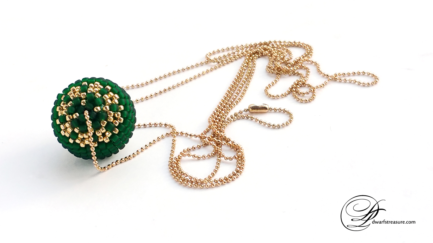 chain necklace with amazing emerald beaded ball pendant