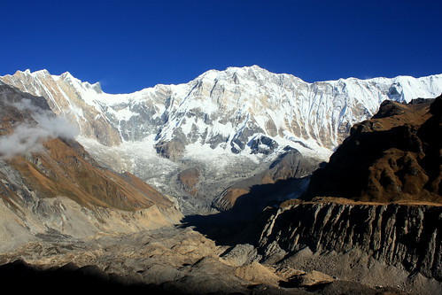 J22 : 12 octobre 2017 : 16ème jour du trek : du Camp de Base du Machapuchare (3700 m) au Camp de Base de l'Annapurna (4130 m) puis à Dovan (2600 m)