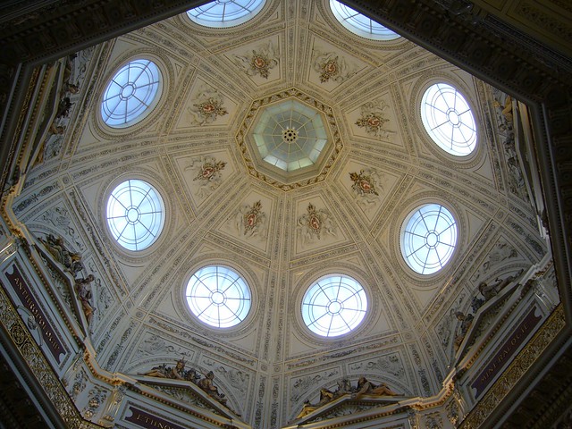 市庁舎 天井