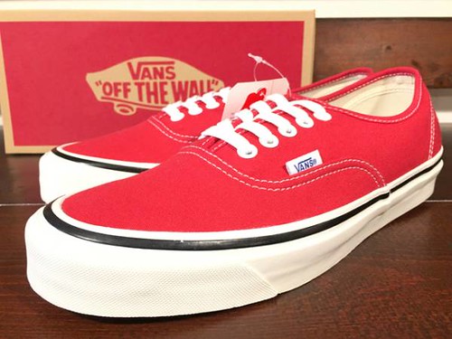 VANS ANAHEIM FACTORY PACK AUTHENTIC 44DX RACING RED