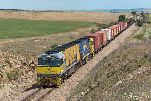 nr18 nr59 nrclass ge diesel goninan ugl indianpacific pacificnational 4ps6 ps6 gladstone caltowie southaustralia intermodal containertrain freighttrain
