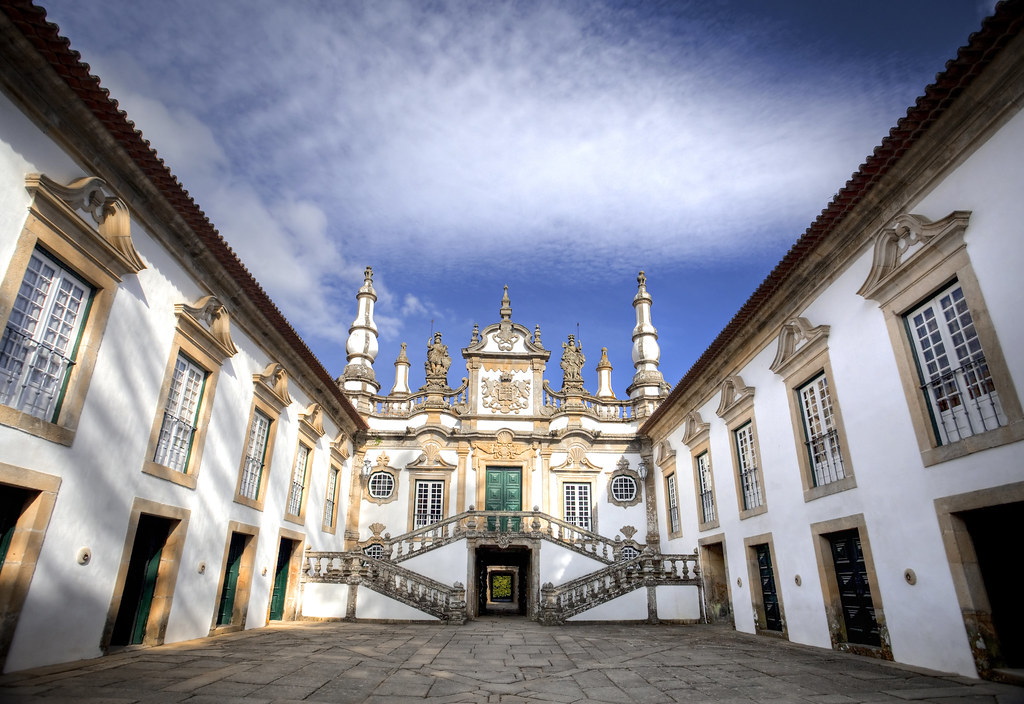 À Vila Real, visite du célèbre manoir de Mateus