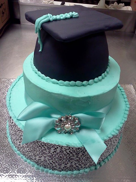Cake by Holly's Cake Decorating