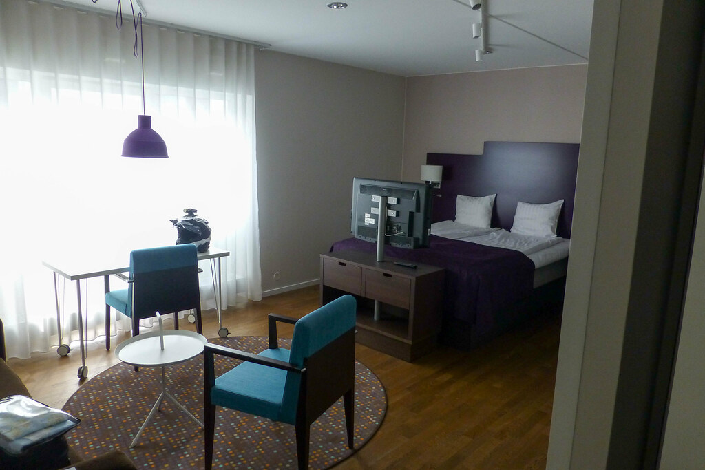 Modern room in Hotel Finn, Lund