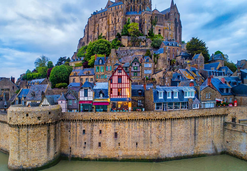 One of the charming little restaurants in Mont St Michel. Credit Trey Ratcliff, flickr