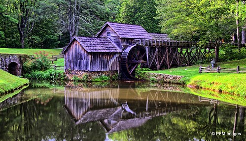 mabrymill mill historic old blueridgeparkway virginia floydcounty water reflection waterwheel watermill picturesque tourist trees green wood outdoor landscape canon 7d eos slr