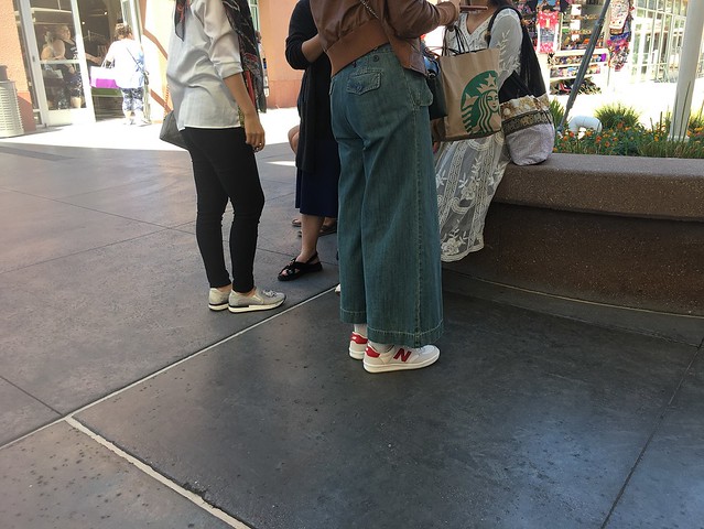 Asian shoppers, Las Vegas