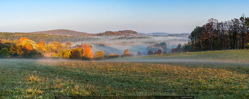 czech autumn zelechovicenaddrevnici jaroslavice morning forest fog landscape panorama