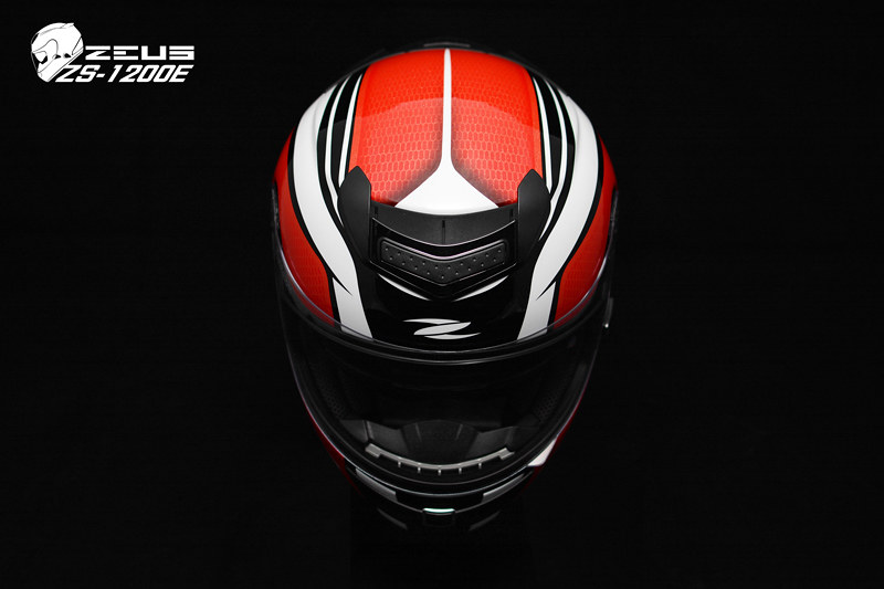 ZEUS ZS-1200E N39 helmet 外型7