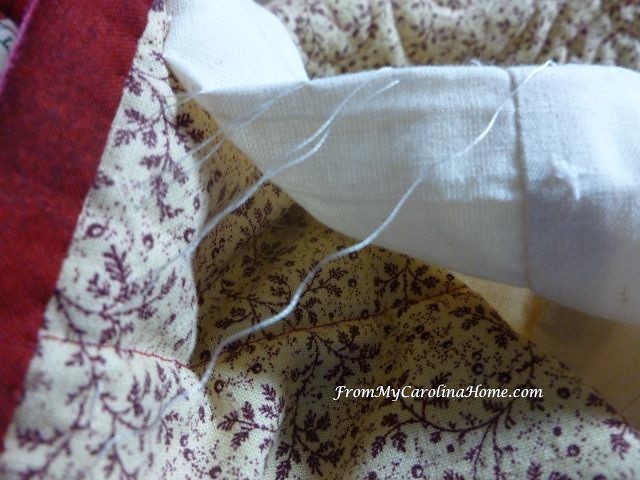 Removing temporary sleeve - Tutorial on Quilt Hanging Sleeves