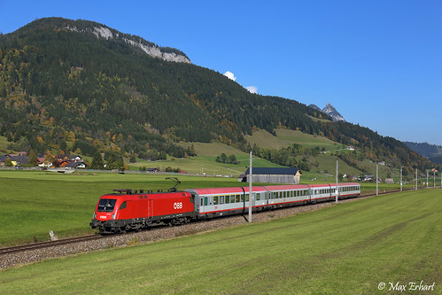 öbb österreich austria railways eisenbahn passenger transport regionalexpress rex fernverkehr regionalzug semifast train salzkammergut bad mitterndorf