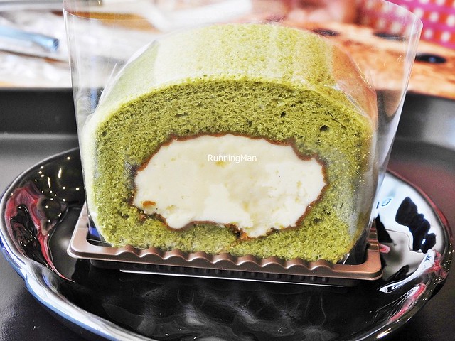 Matcha / Green Tea Roll Cake