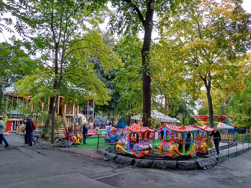 基辅动物园儿童游乐场