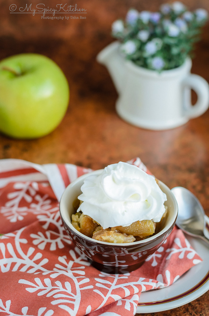 Apple Brown Betty, Apple brown betty is a layered American version of apple crisp or crumble, Apple dessert, Apple Betty