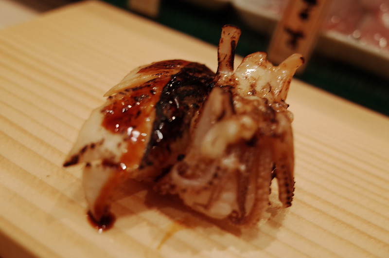日比谷魚がし日本一得盛り握り穴子、炙りイカゲソ
