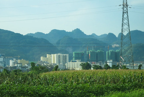carbonsequestration slant spatialvariation carbon remoteregion urbanareas building landscape qiannanbuyizumiaozuzizhizhou guizhousheng china cn