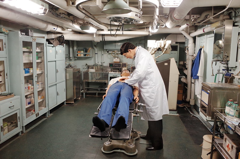 名古屋港南極観測船ふじ船内医務室