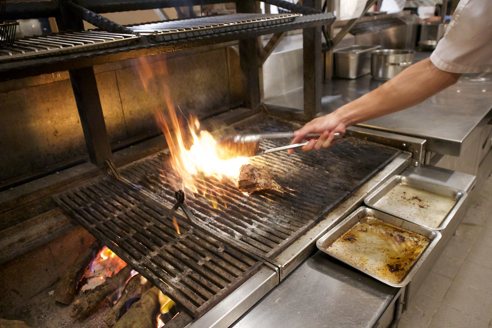 Wood fire grill at Que restaurant