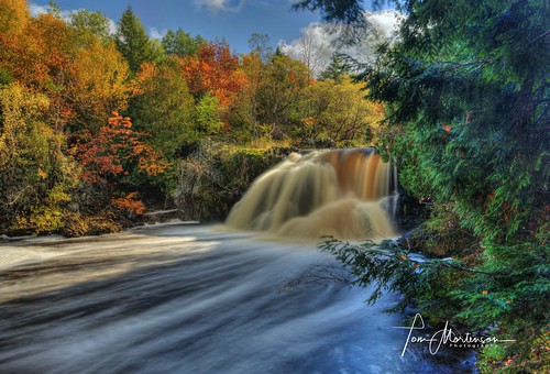 canon canon6d canoneos hurleywisconsin wisconsinmichiganborder ironwoodmichigan gogebiccounty ironcounty uppermichigan wisconsin interstatefalls falls longexposure scenery scenic geotagged autumn fall 1740l nature landscape color fallcolors colour flowingwater hdr photomatix tonemapping northwoods northernwisconsin digital