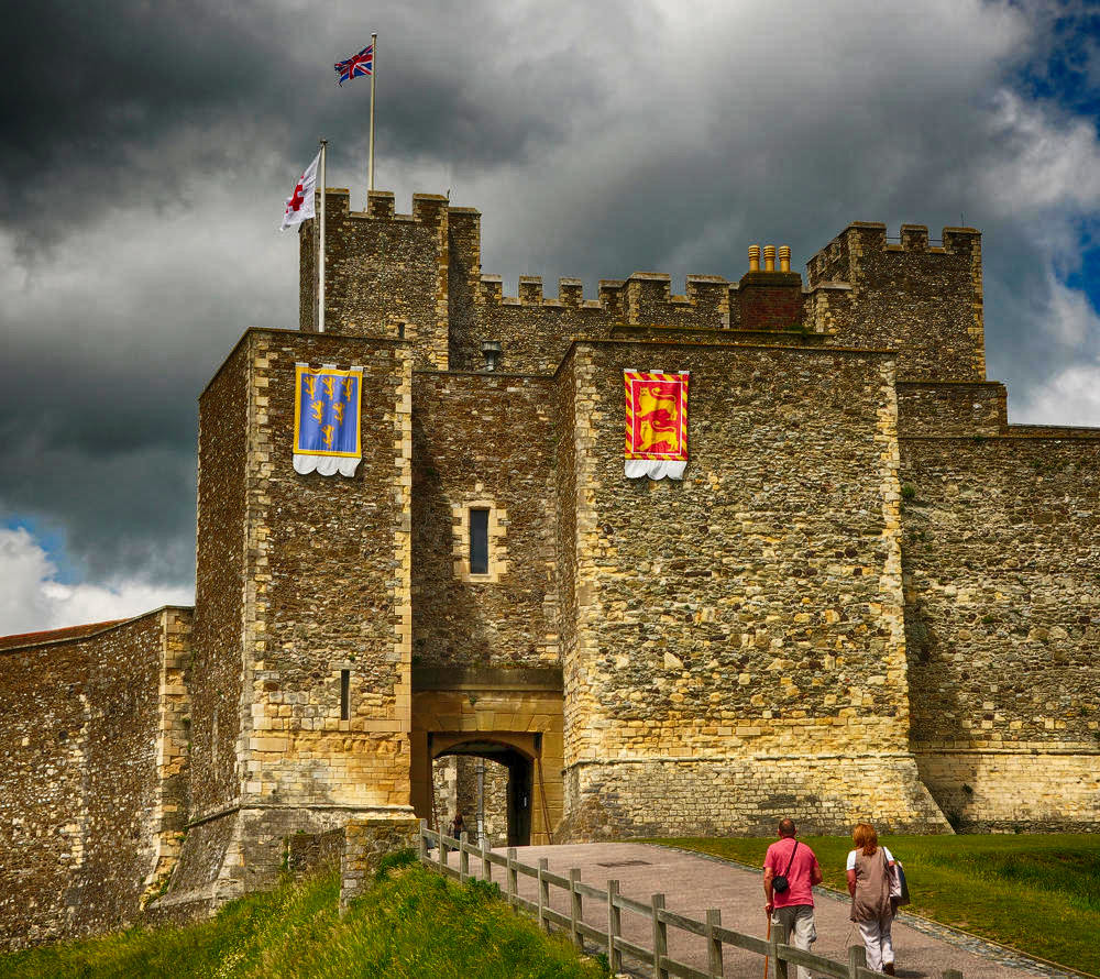 Dover Castle Palace Gate to the inner bailey. Credit Nilfanion