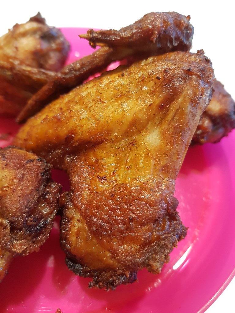 炸雞翅膀 Fried Chicke Wings $11.50 @ IKeA Cafateria Damansara