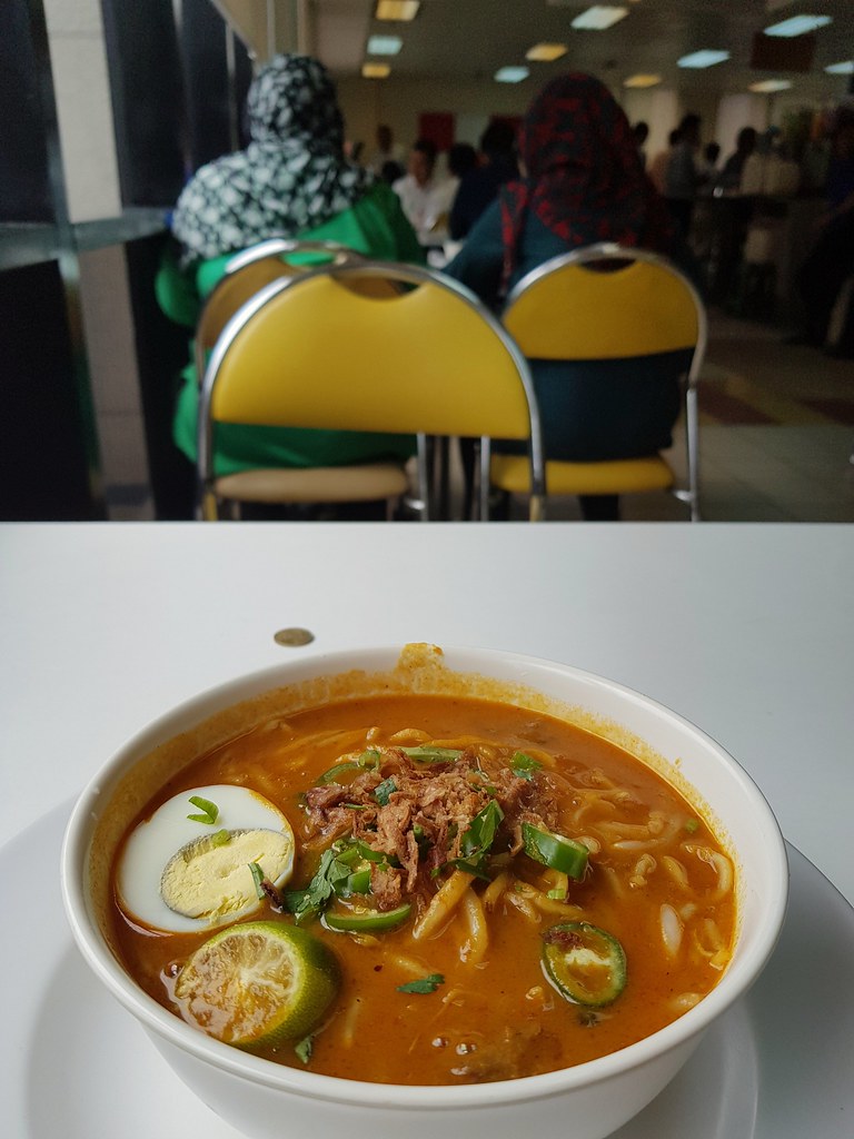 Mee Rebus $6.50 @ Kak Mai at Etiqa Twins Food Court KL Jalan Pinang