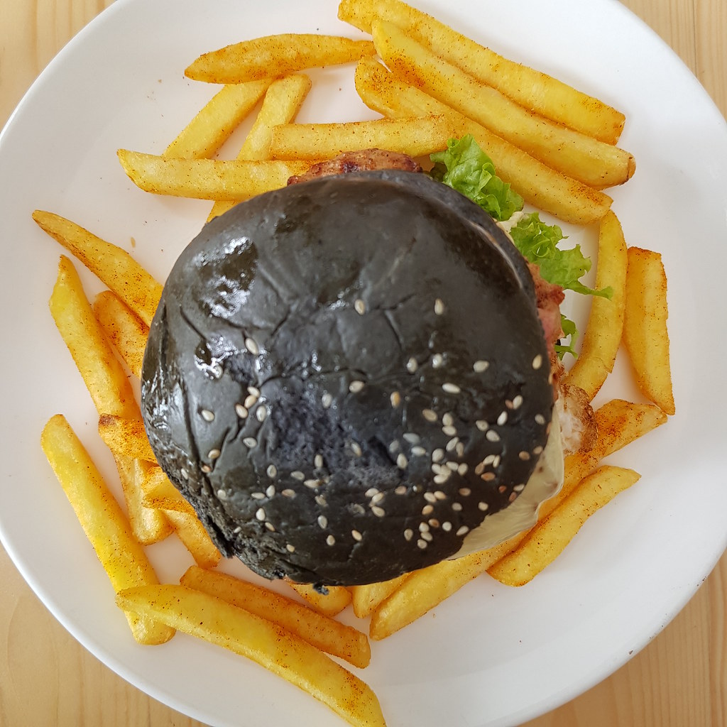 Beef Burger $19.05@ Uncle Dons's USJ 10