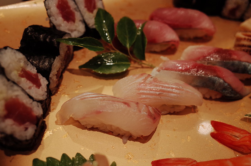 名古屋トキワ寿司はなれ上にぎりひらめ、しめさば、炙り穴子、はまち