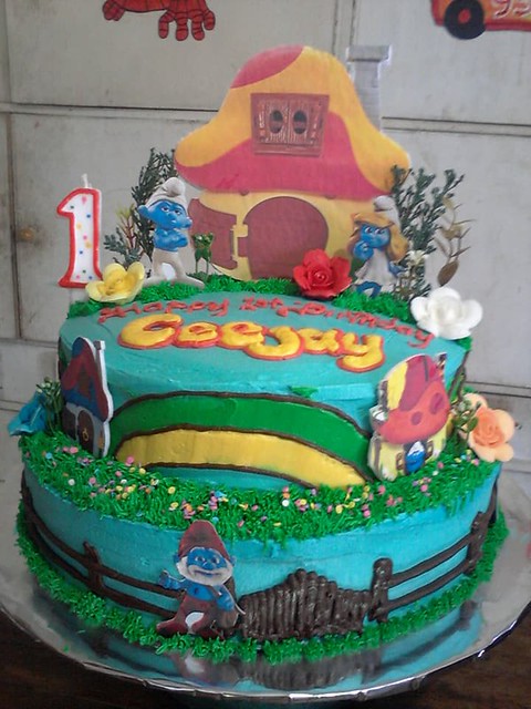 Cake by Salome's cakes and pastries
