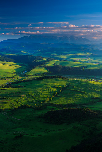 sromowcenizne malopolskie poland pieniny sromowce trzykorony panorama hills mountains tatry tatras sunset spring