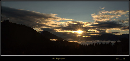 himmel berg wald baum landschaft gras aussichten sonnenaufgang panorama bayern heimat sun clouds mountain sunrises