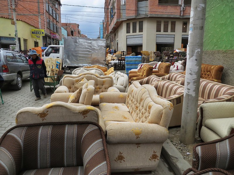 Sofas for sale in El Alto market