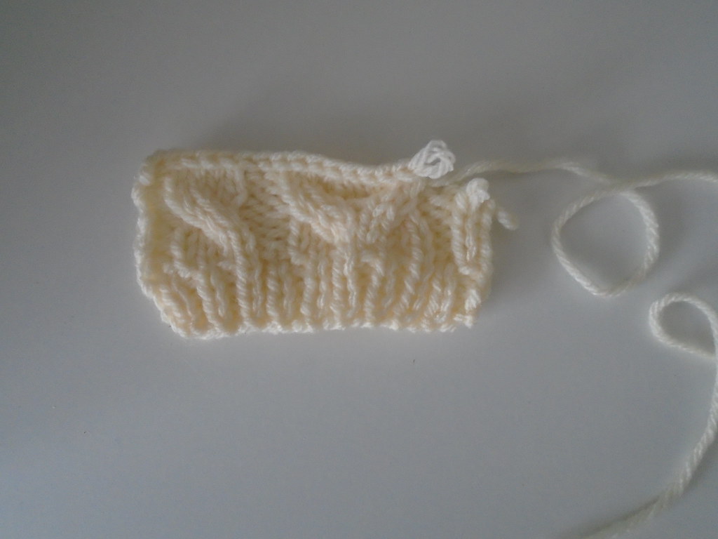 cable knit hat swatch
