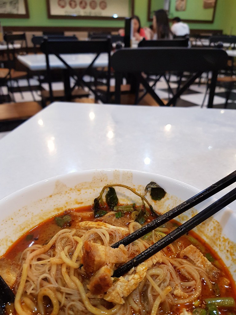 馬吉街咖哩米粉麵 Ipoh Curry Mee $13.20 @ 怡保馬吉街 Ipoh Market Street at KL Avenue K Jalan Ampang