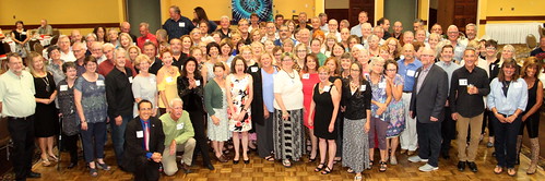 AHS 1977 group class photo with eveyone IMG_1333 2017-09-23 638pm Class of 1977 40th Reunion Sat Eve group photo take #1 in focus good copy cropped and photoadjusted from original