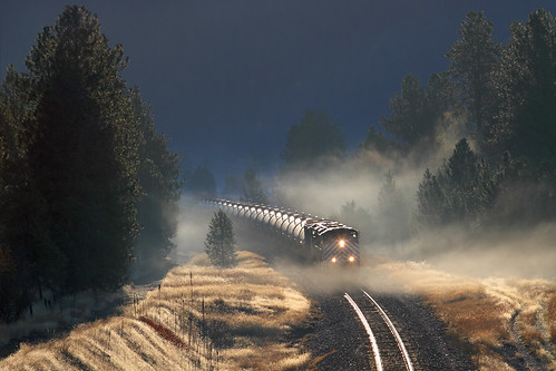 montanaraillink mrl emd sd70ace fog gaslocal gastrain pipeline thompsonfalls montana mrlfourthsub glint train railroad locomotive mt