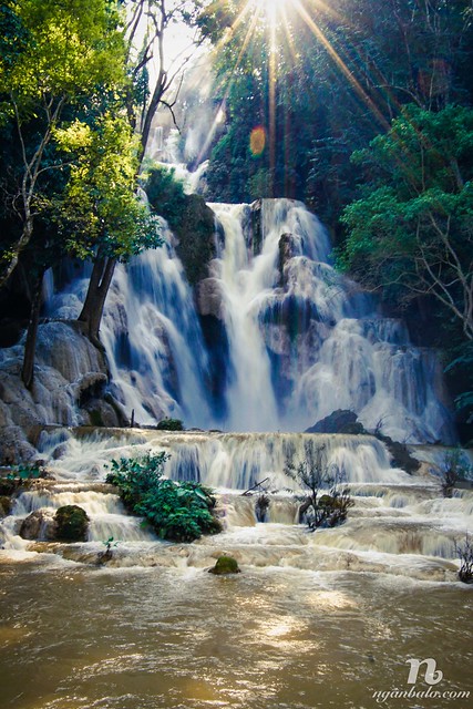 Nhật ký du lịch bụi Lào (1): Luang Prabang và thác Kuang Si