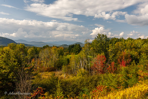 newengland newhampshire carrollcounty intervale fallcolor mountainviews blueskywhiteclouds greatskies september2017 september 2017 canon16354l