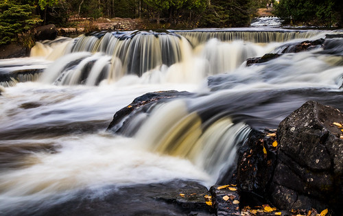 bond falls upper peninsula michigan fall water waterfall rocks leaves cascade long exposure
